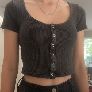 black/gray top from pacsun